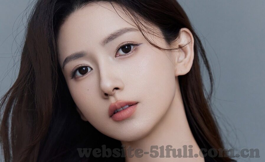 两性视频麻豆-探索多元视角，两性关系视频中的麻豆现象